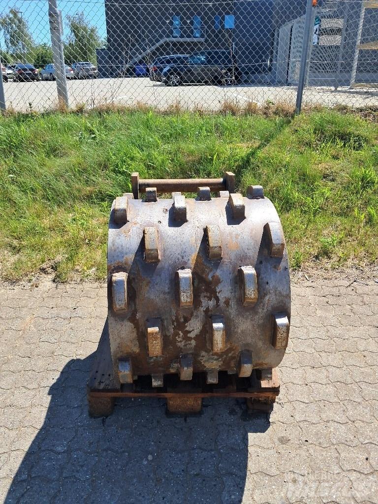 CASE 800x600 Blīvēšanas iekārtu piederumi un rezerves daļas