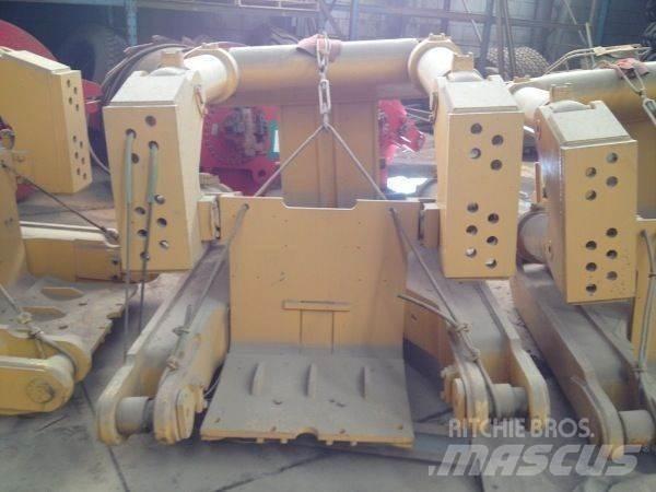 CAT D8K RIPPER Būvniecība- Citi