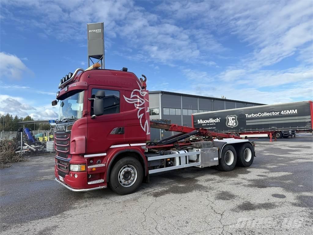 Scania R620 6X4 Treileri ar āķi