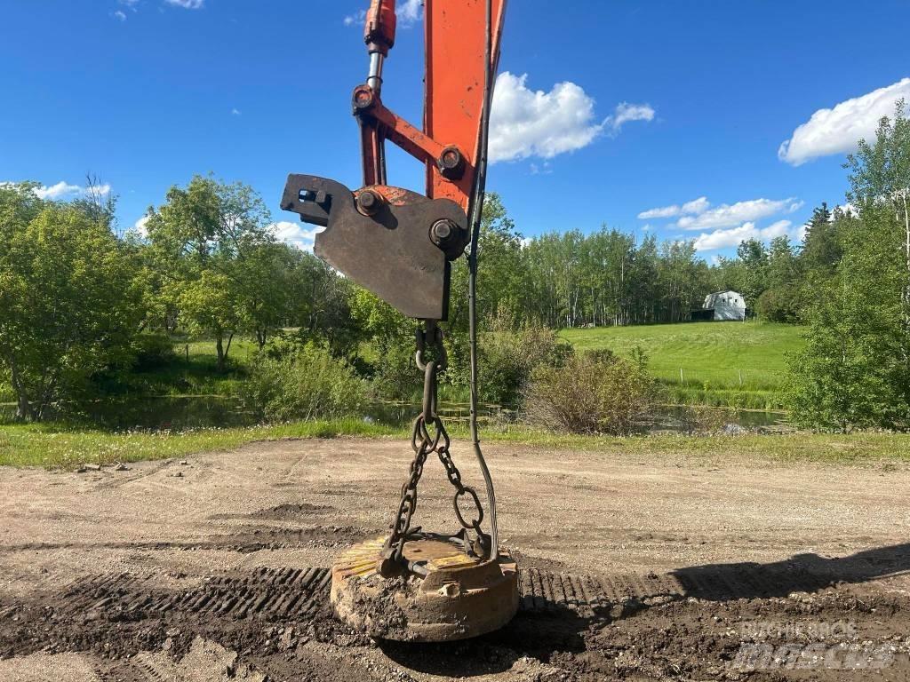 Hitachi ZX 160 LC Demontāžas ekskavators