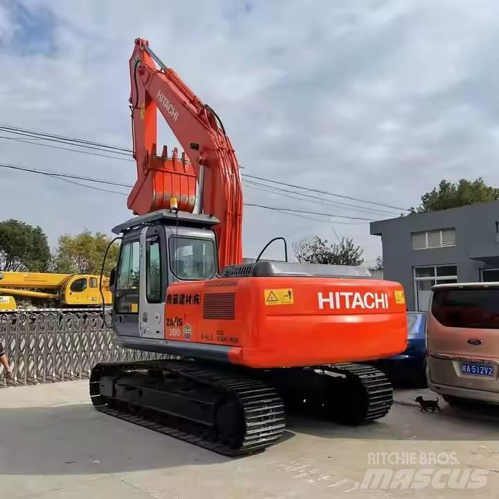 Hitachi ZX200 Kāpurķēžu ekskavatori