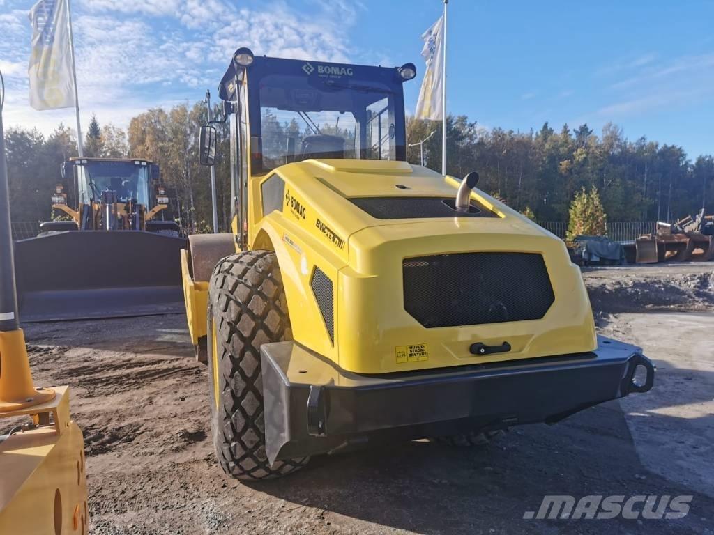 Bomag BW213D-5 Vienvalča grunts veltņi