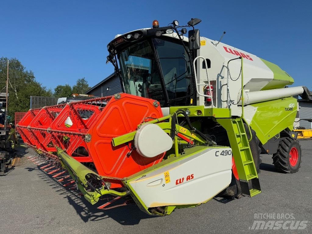 CLAAS Tucano 420 Ražas novākšanas kombaini