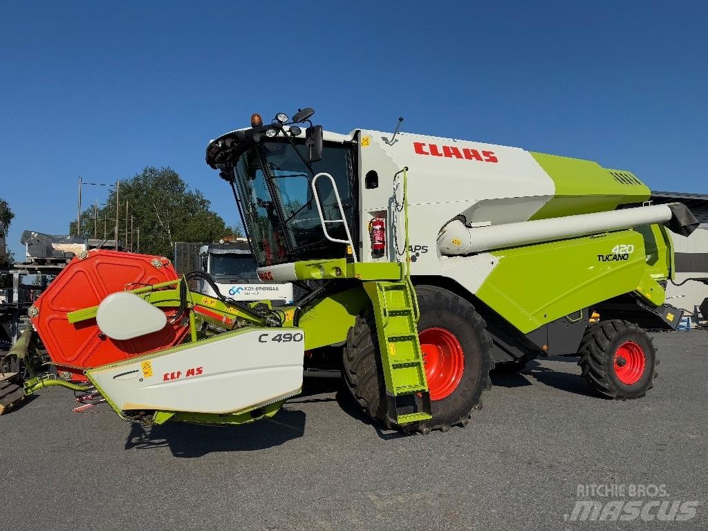 CLAAS Tucano 420 Ražas novākšanas kombaini