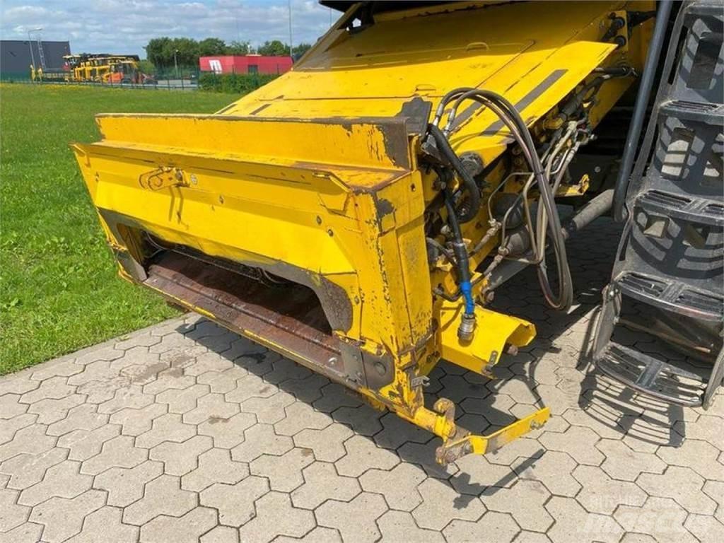 New Holland CX 880 Ražas novākšanas kombaini