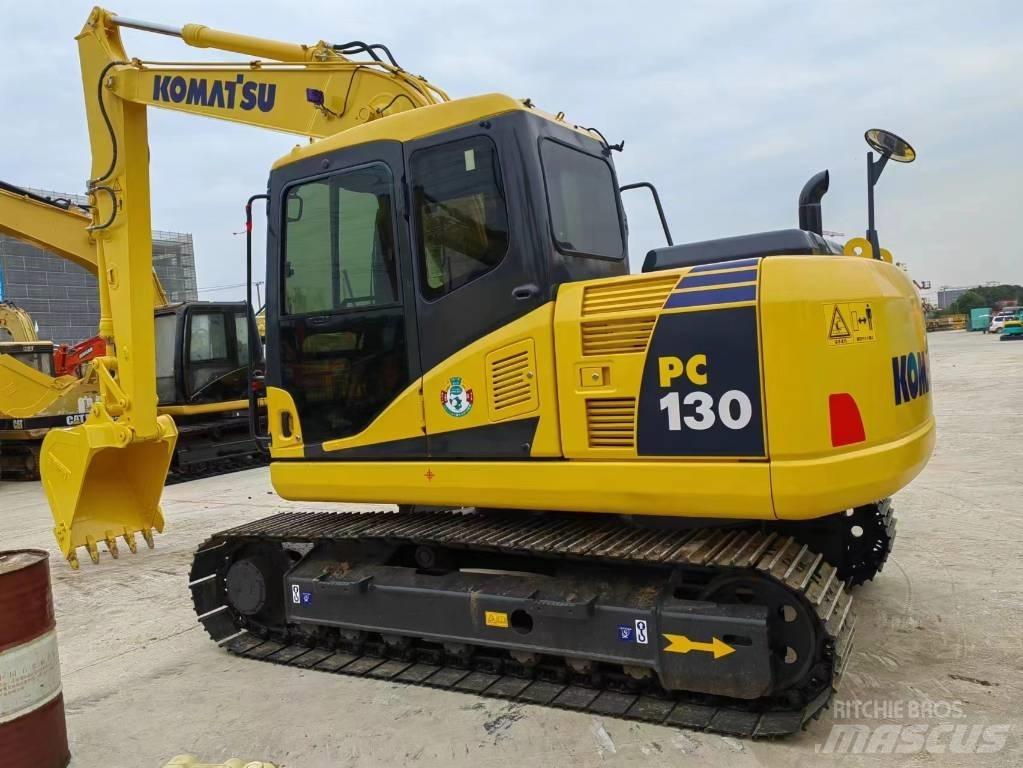 Komatsu PC 130-7K Vidēja lieluma ekskavatori 7 t - 12 t