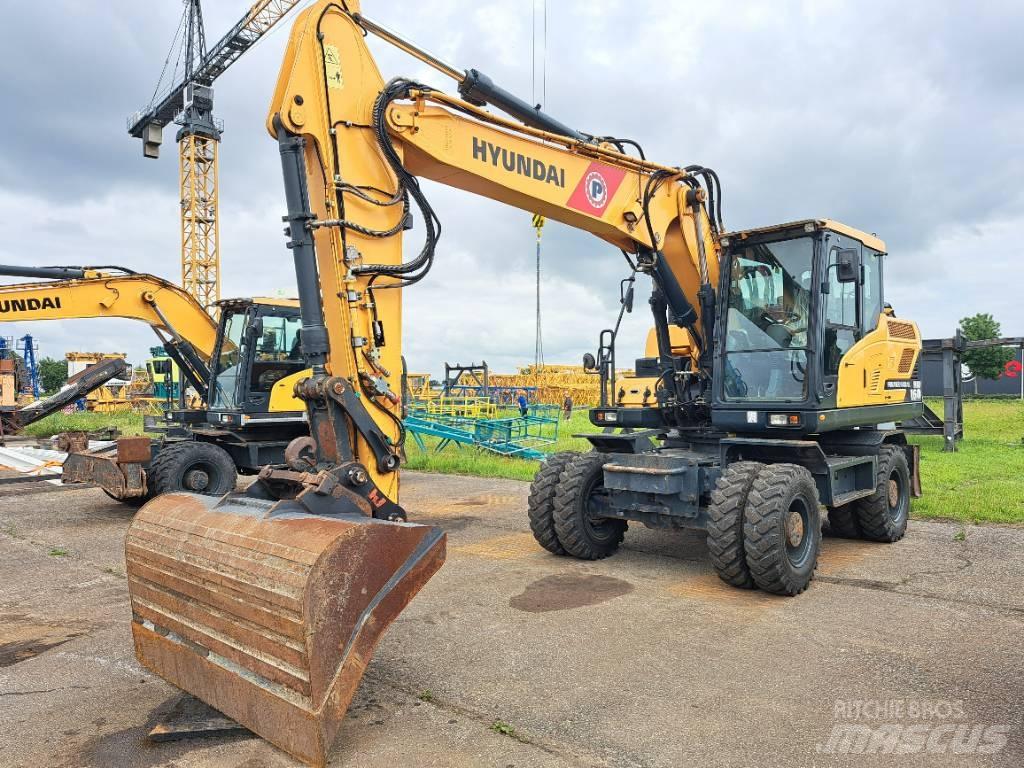 Hyundai HW160 Ekskavatori uz riteņiem