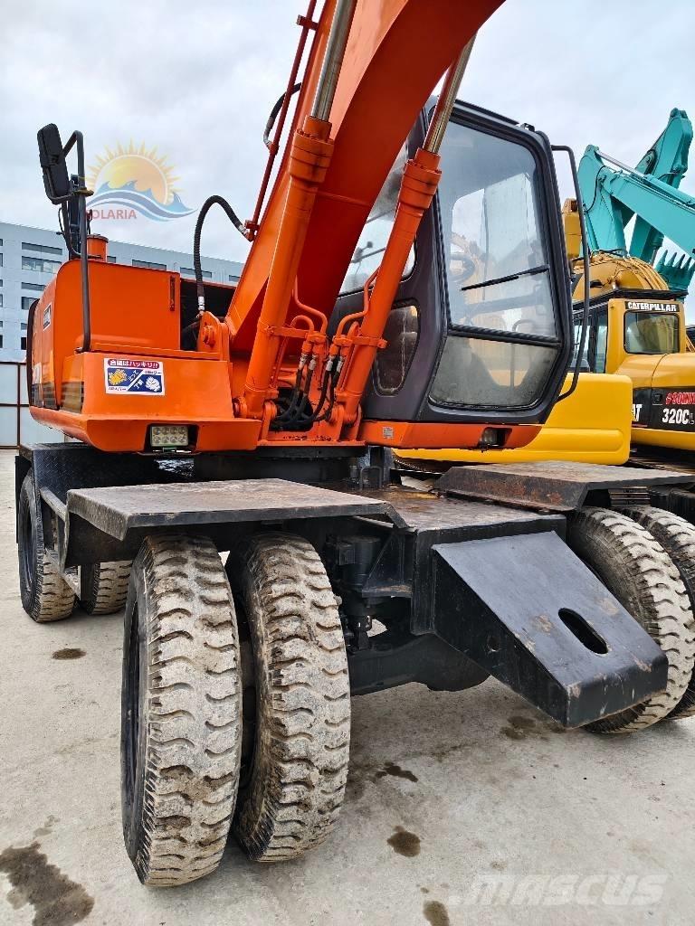Hitachi EX 100 W D Ekskavatori uz riteņiem