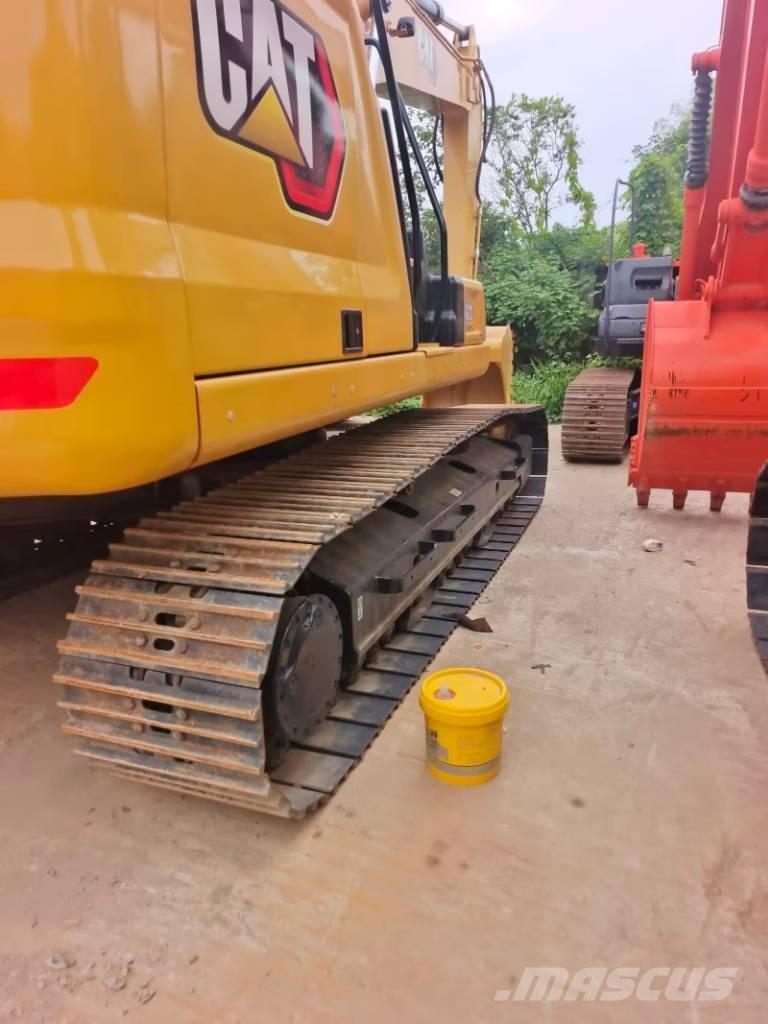 CAT 323  GC Kāpurķēžu ekskavatori