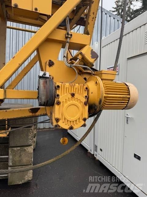 Liebherr 35 K Torņa celtņi