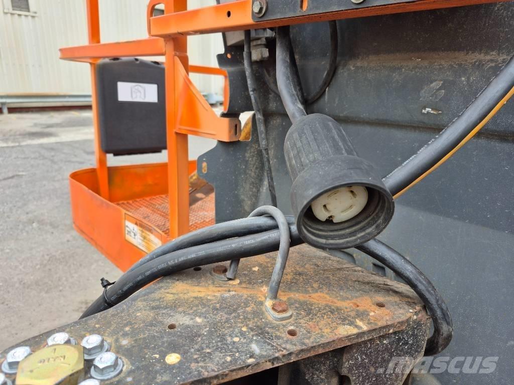 JLG 400 S Teleskopiskie pacēlāji