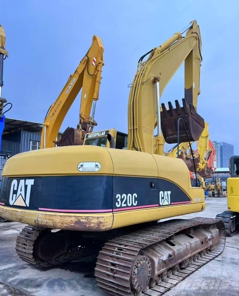 CAT 320 C Kāpurķēžu ekskavatori