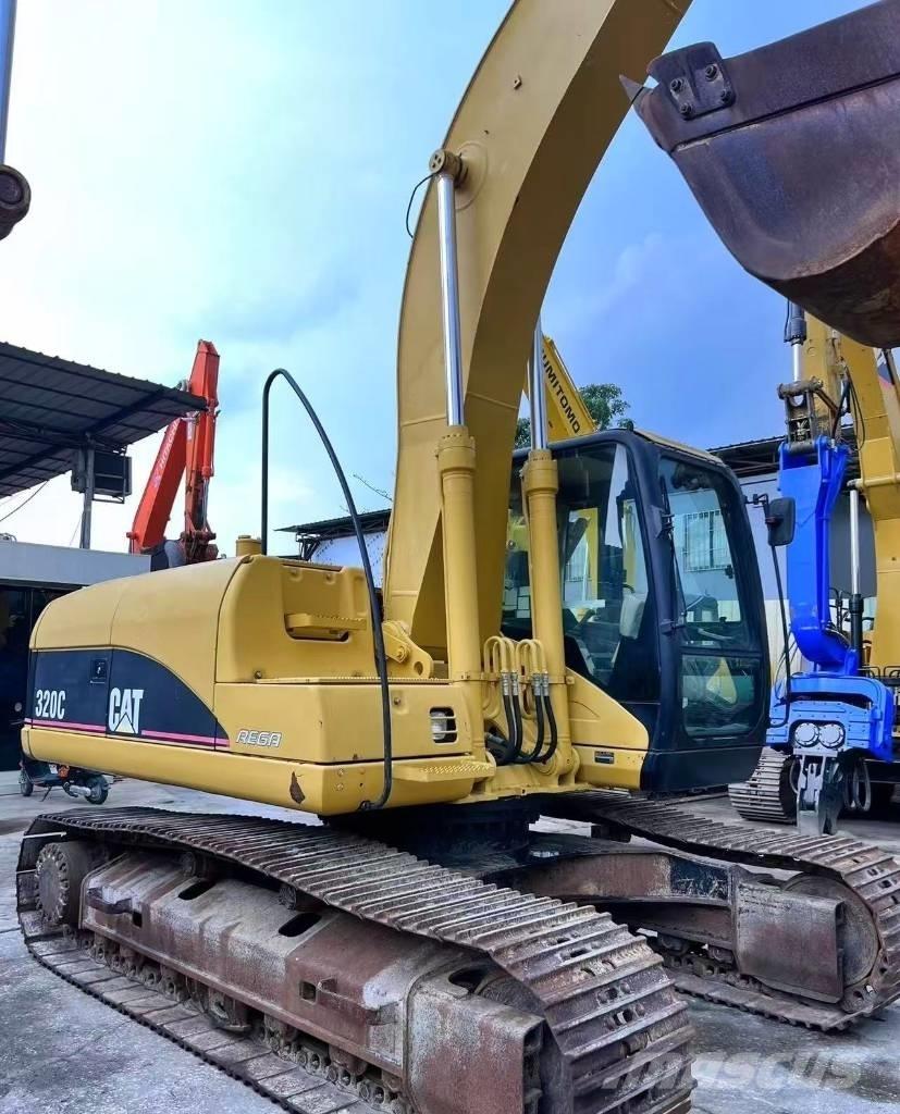 CAT 320 C Kāpurķēžu ekskavatori
