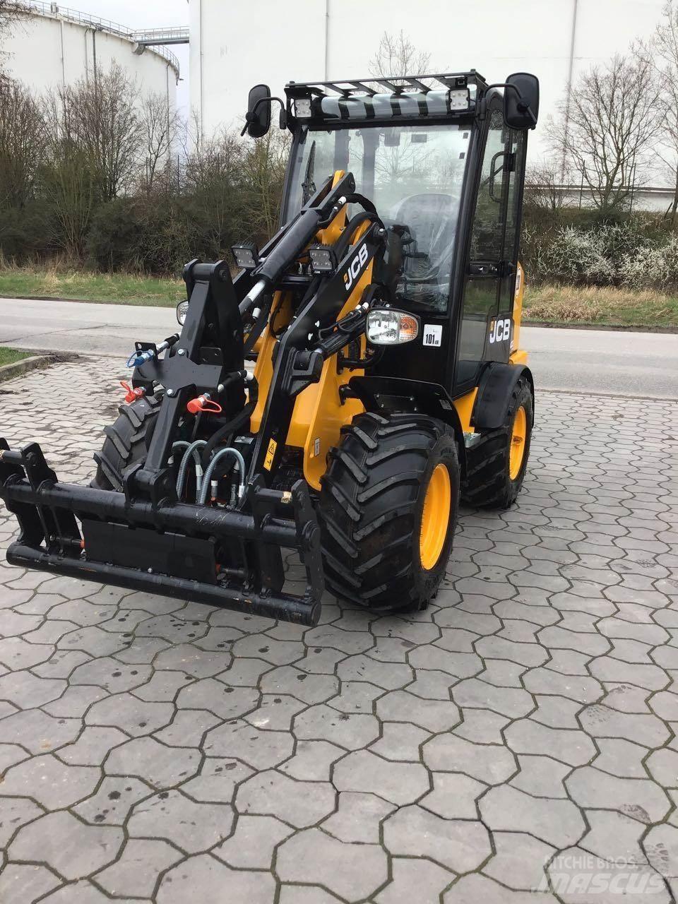 JCB 403 Agri Plus Mini iekrāvēji
