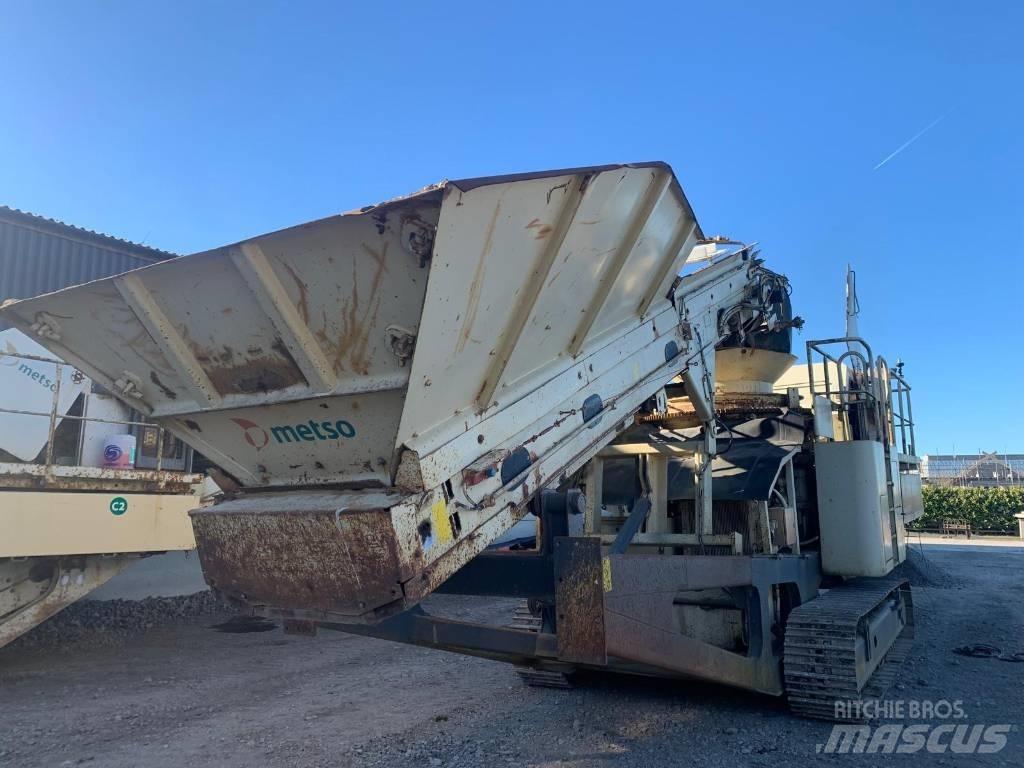 Metso LT 200 HP Mobilie drupinātāji