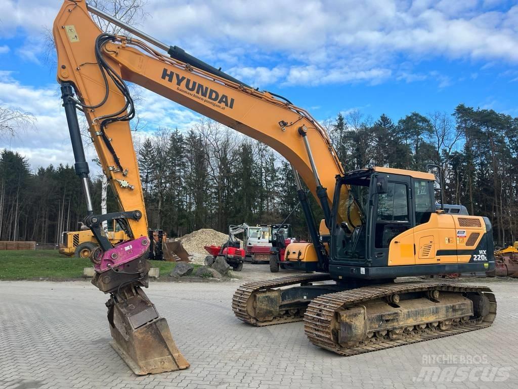 Hyundai HX 220 L Kāpurķēžu ekskavatori