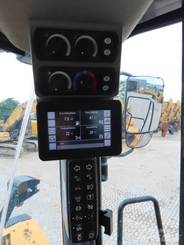 CAT 972 MXE Iekrāvēji uz riteņiem
