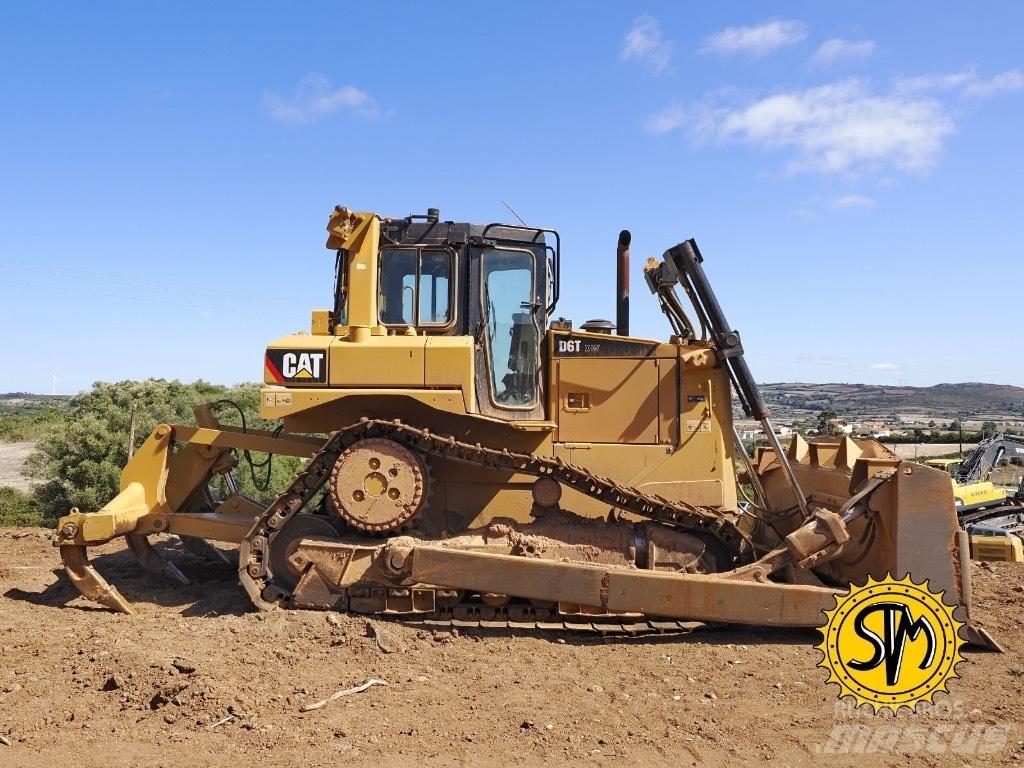 CAT D 6 T XW Kāpurķēžu buldozeri