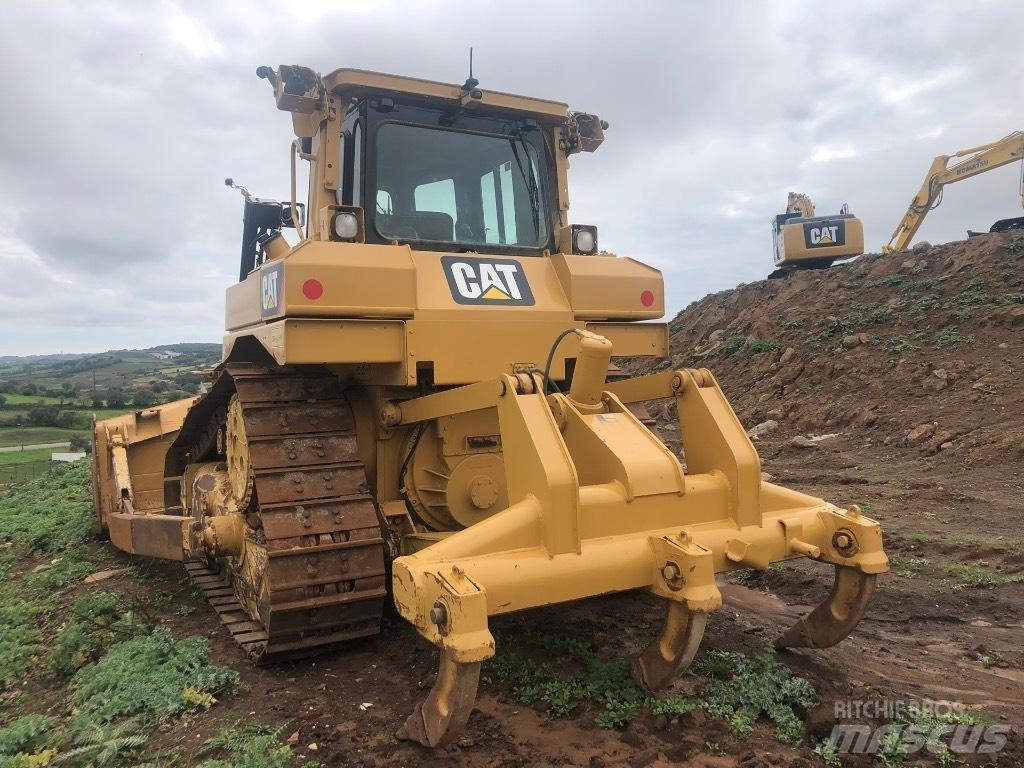 CAT D 6 T XW Kāpurķēžu buldozeri