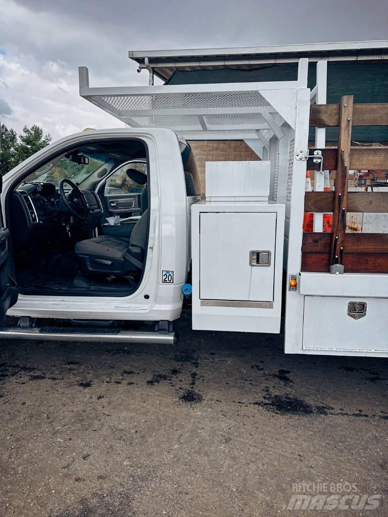 Dodge Ram 5500 Pilsētas atkritumvedēji