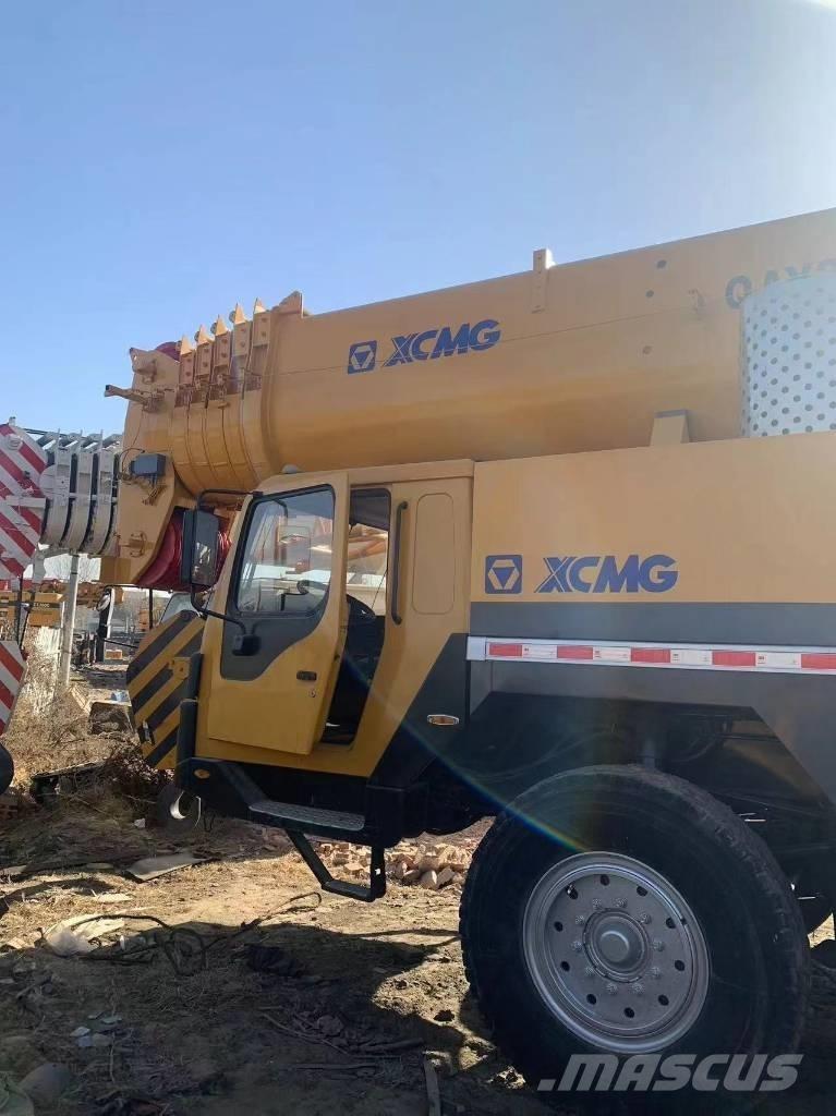XCMG QY220 Visurgājēji celtņi