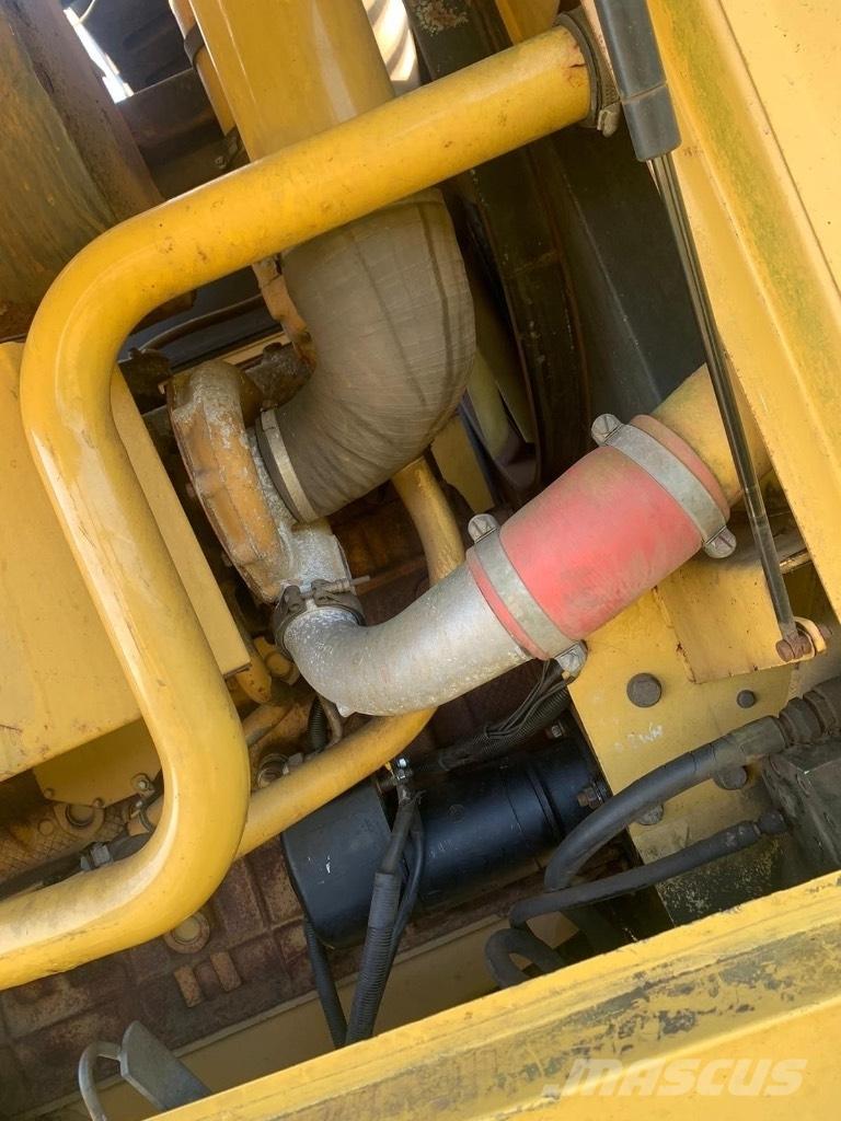 New Holland Fx375 Lopbarības novācēji