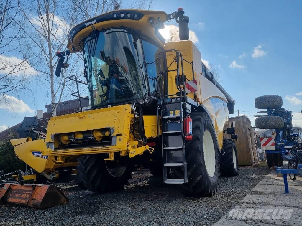 New Holland CX 8.70 Ražas novākšanas kombaini