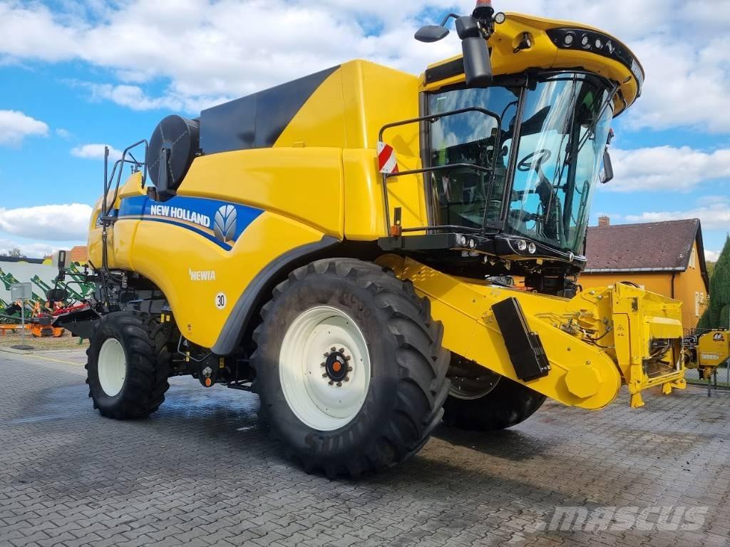 New Holland CX 8.70 Ražas novākšanas kombaini