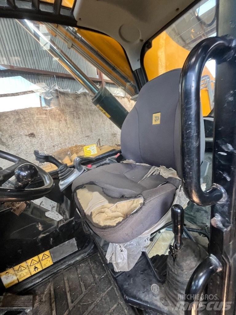 JCB 540-170 Teleskopiskie manipulatori