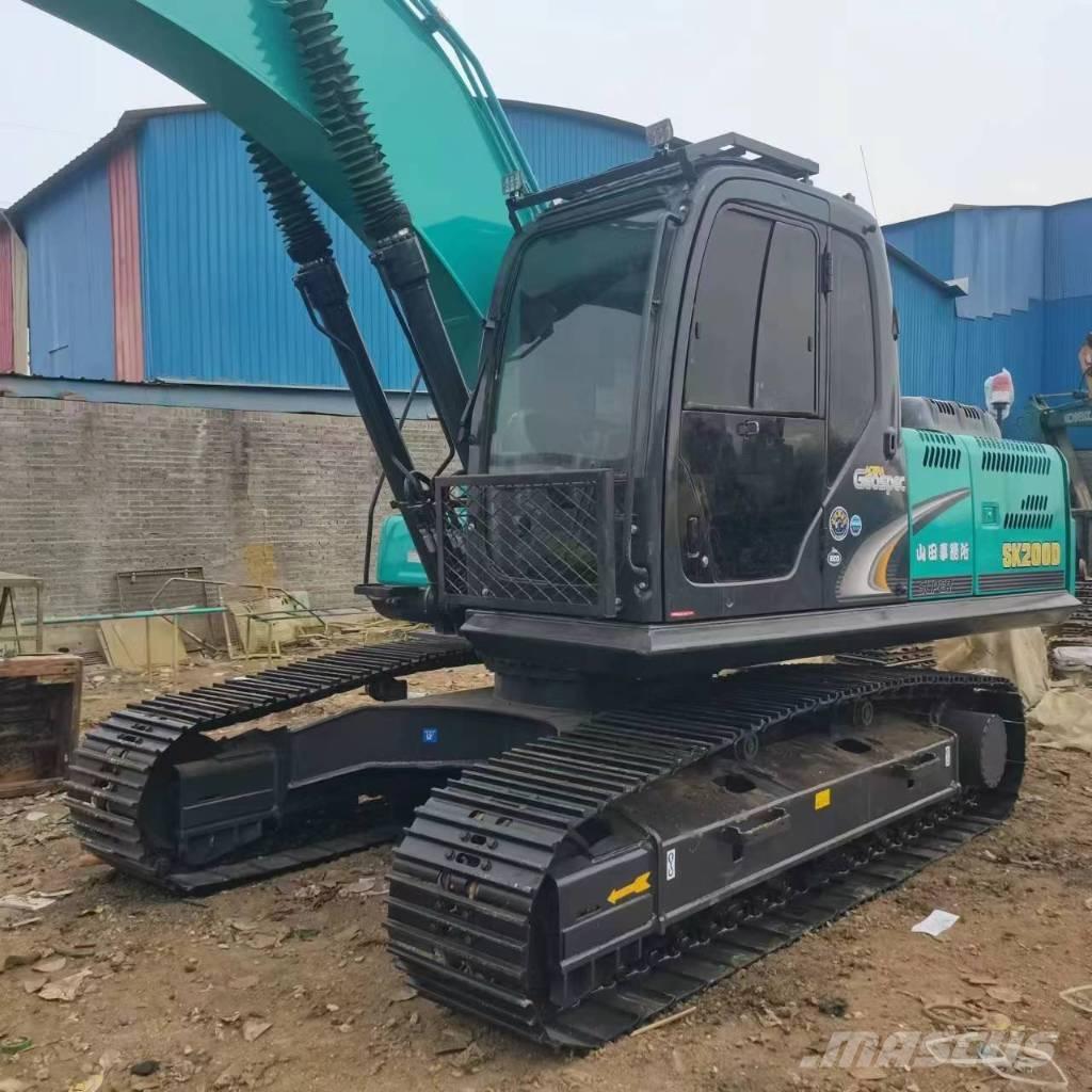 Kobelco SK 200 D Kāpurķēžu ekskavatori