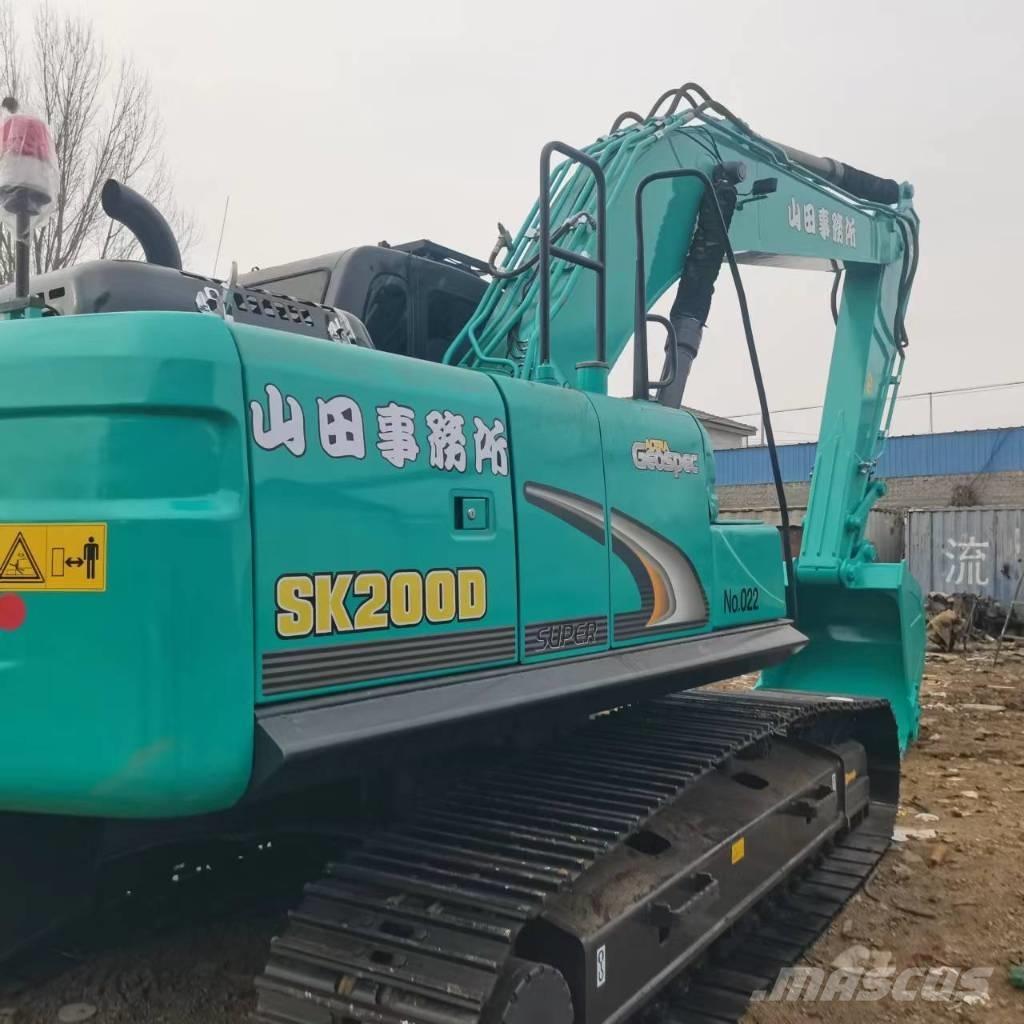 Kobelco SK 200 D Kāpurķēžu ekskavatori