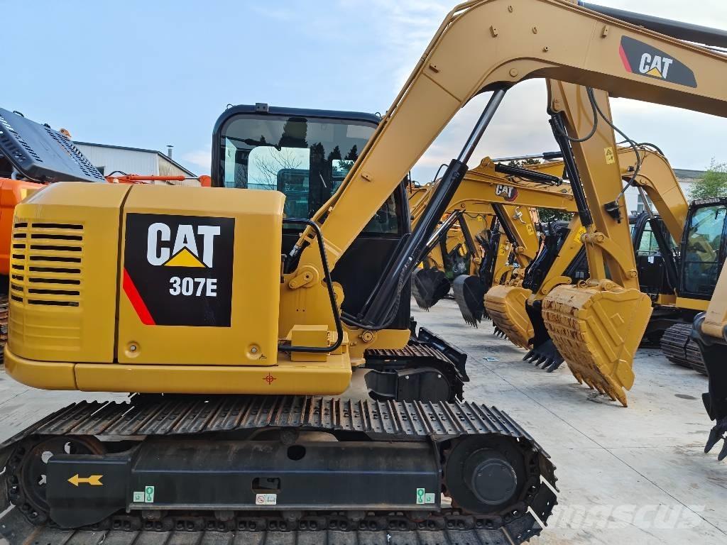 CAT 307E Kāpurķēžu ekskavatori