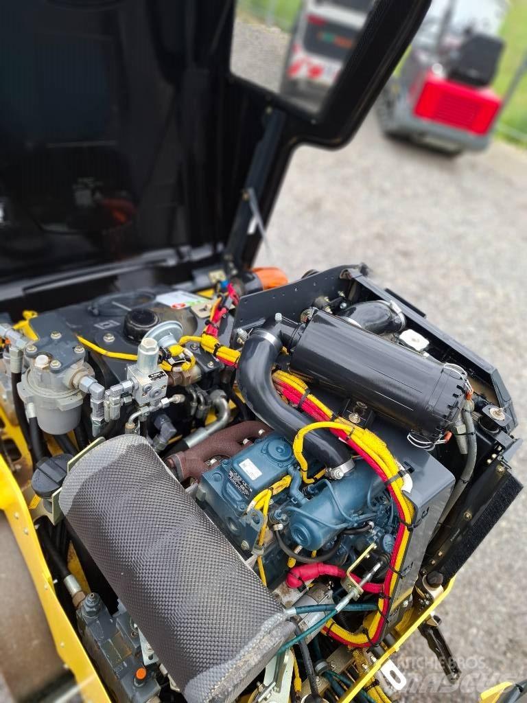 Bomag BW 120 AD-5 Divvalču grunts veltņi