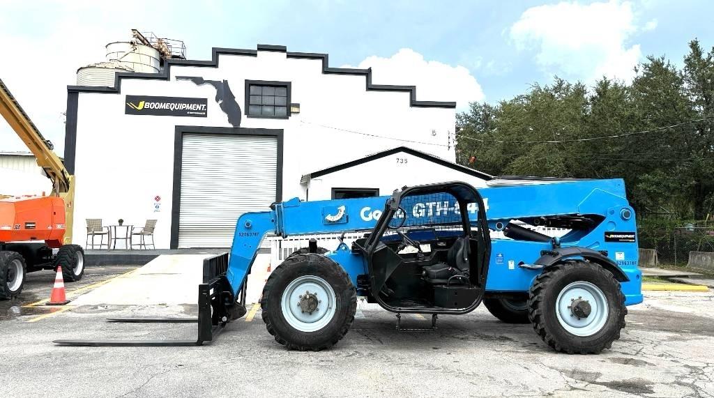 Genie GTH 844 Teleskopiskie manipulatori