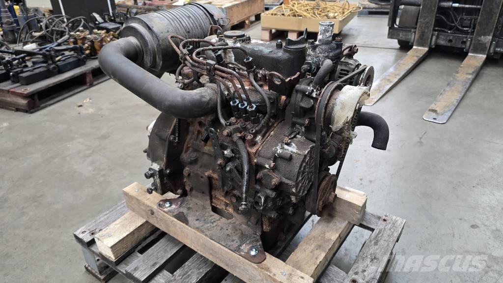 Kubota D1105 Dzinēji