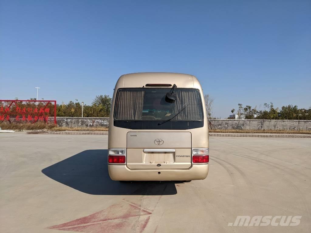 Toyota Coaster Bus Mikroautobusi