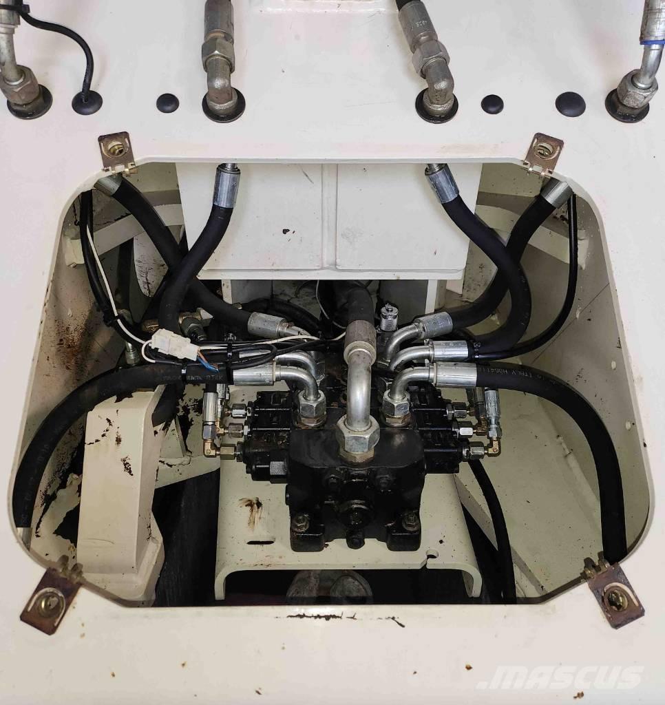 Volvo L 30 B Iekrāvēji uz riteņiem