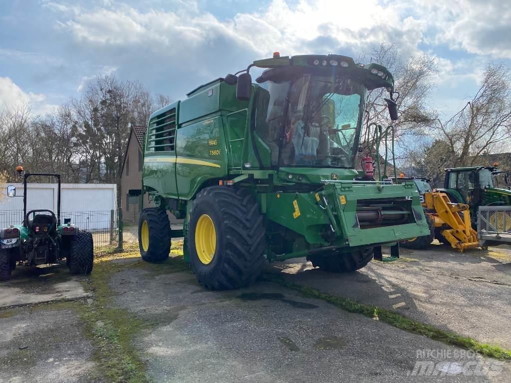 John Deere T560 HM Ražas novākšanas kombaini