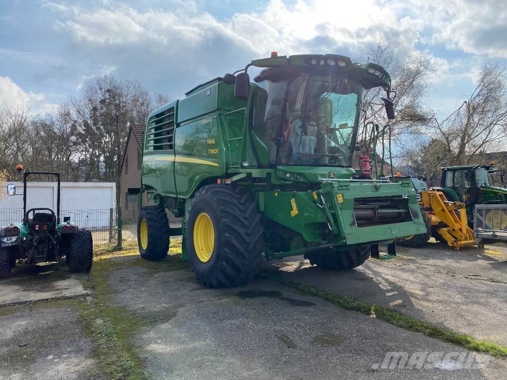 John Deere T560 HM Ražas novākšanas kombaini