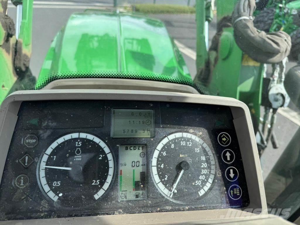 John Deere 6110M Traktori