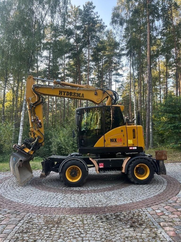Hydrema MX 16 Ekskavatori uz riteņiem