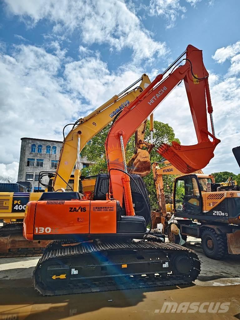 Hitachi ZX 130 Kāpurķēžu ekskavatori