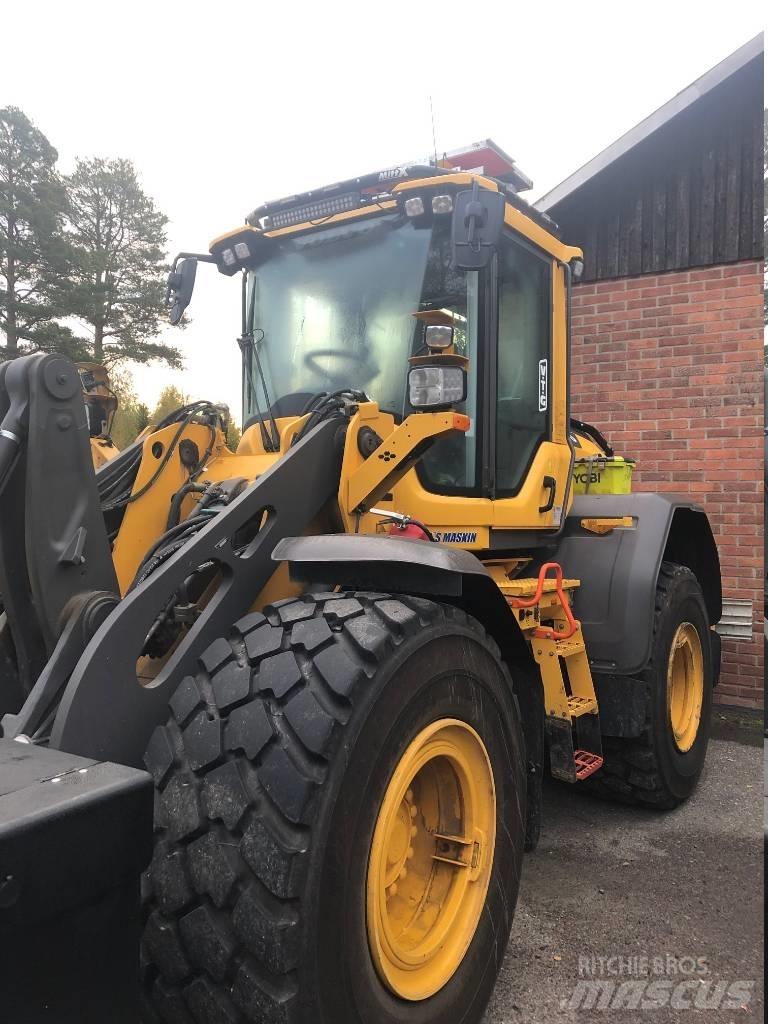 Volvo L90H Iekrāvēji uz riteņiem