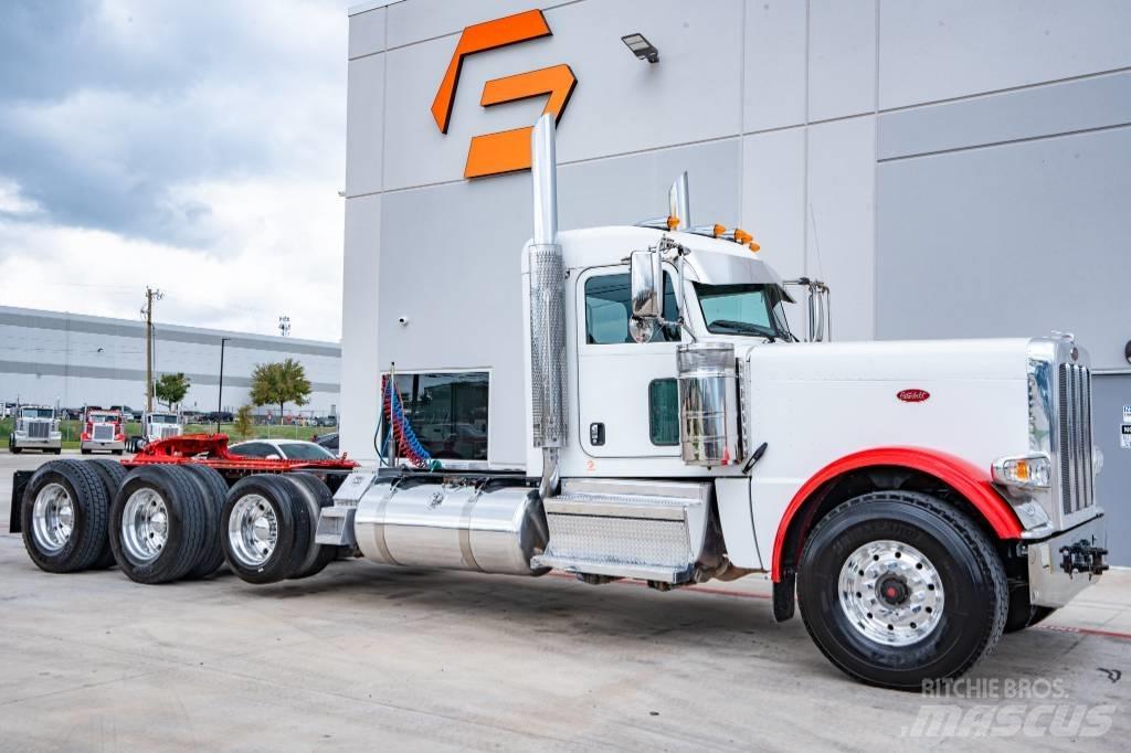 Peterbilt 389 Vilcēji