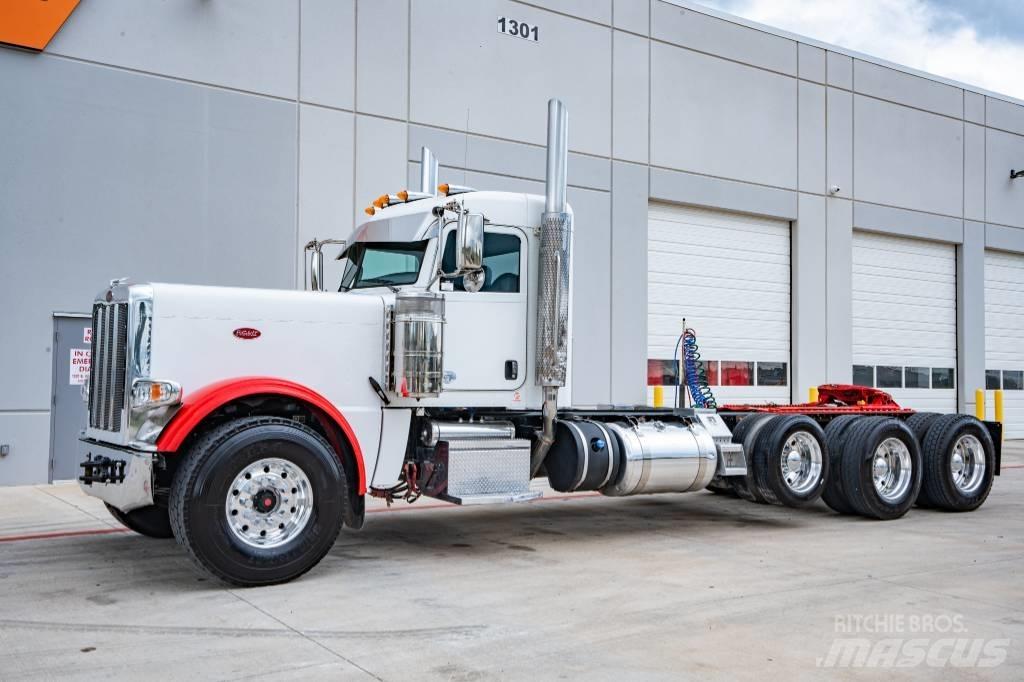 Peterbilt 389 Vilcēji