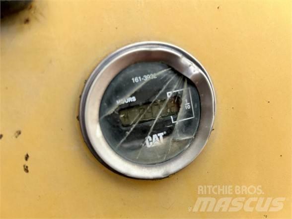 CAT D3G LGP Kāpurķēžu buldozeri