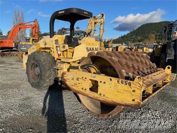 Sakai SV510 Vienvalča grunts veltņi