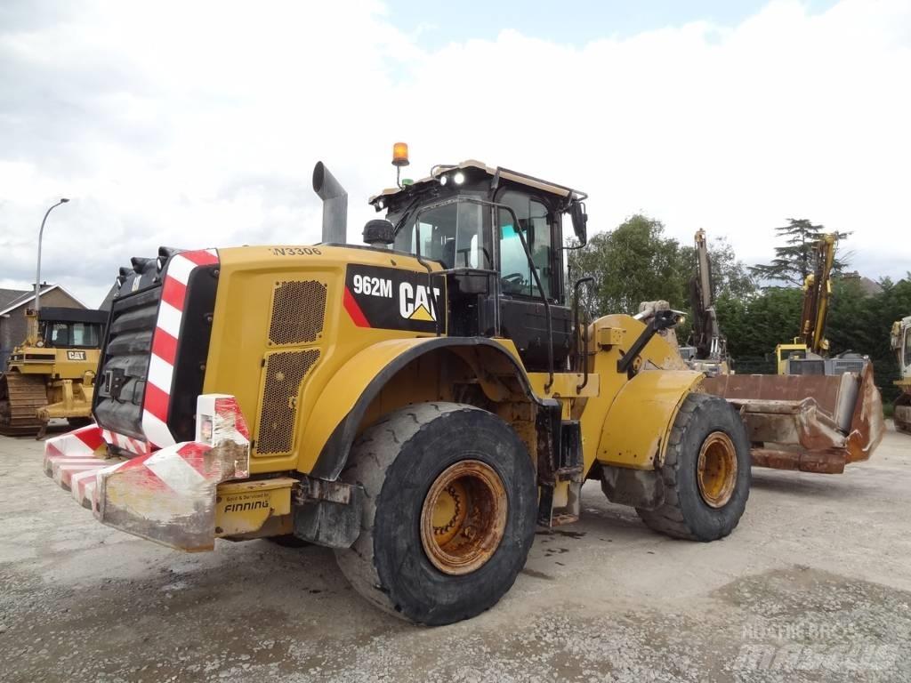 CAT 962 M Iekrāvēji uz riteņiem