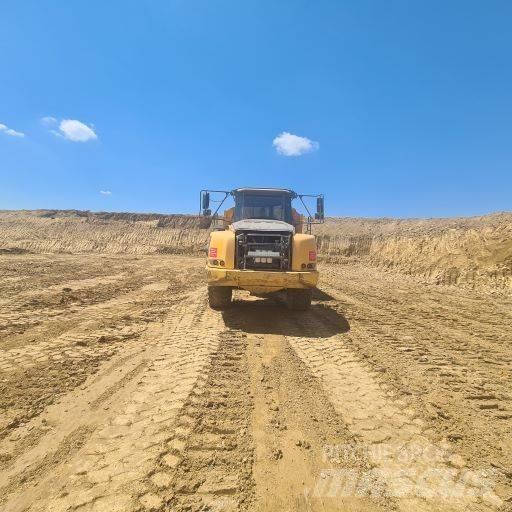 Volvo A 30 E Mini pašizgāzēji