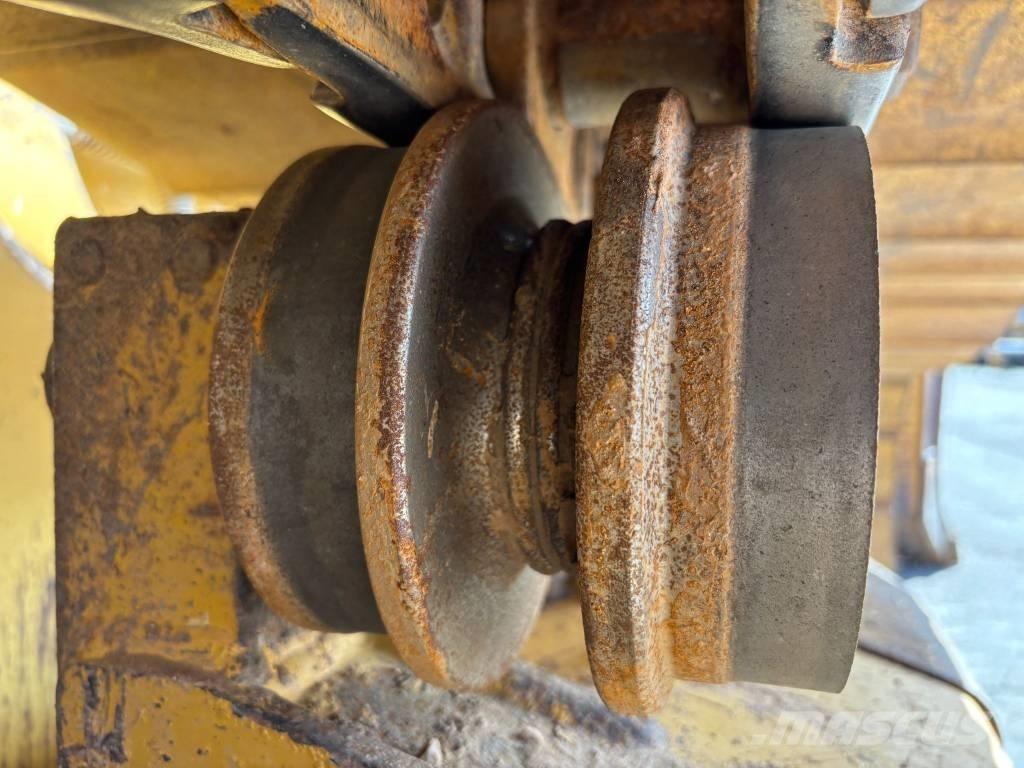 CAT D 6 K 2 LGP Kāpurķēžu buldozeri